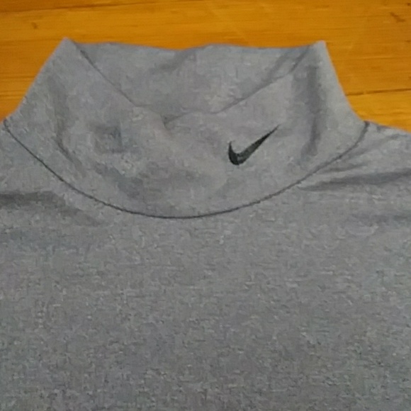 Nike Other - Nike Dri-Fit team gray mock turtleneck